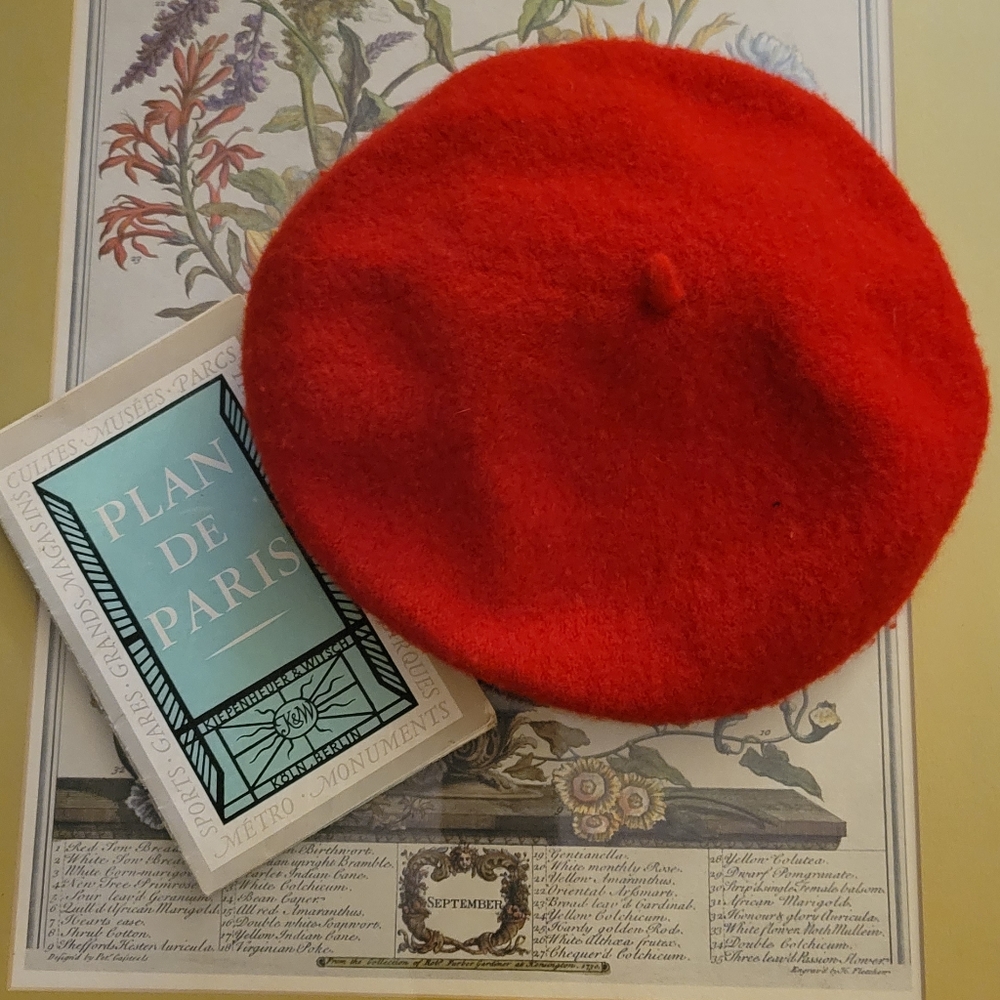 Vintage Red Wool Beret - Picture 3 of 4